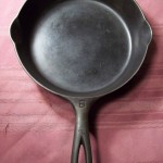 No 6 GRISWOLD CAST IRON SKILLET  top